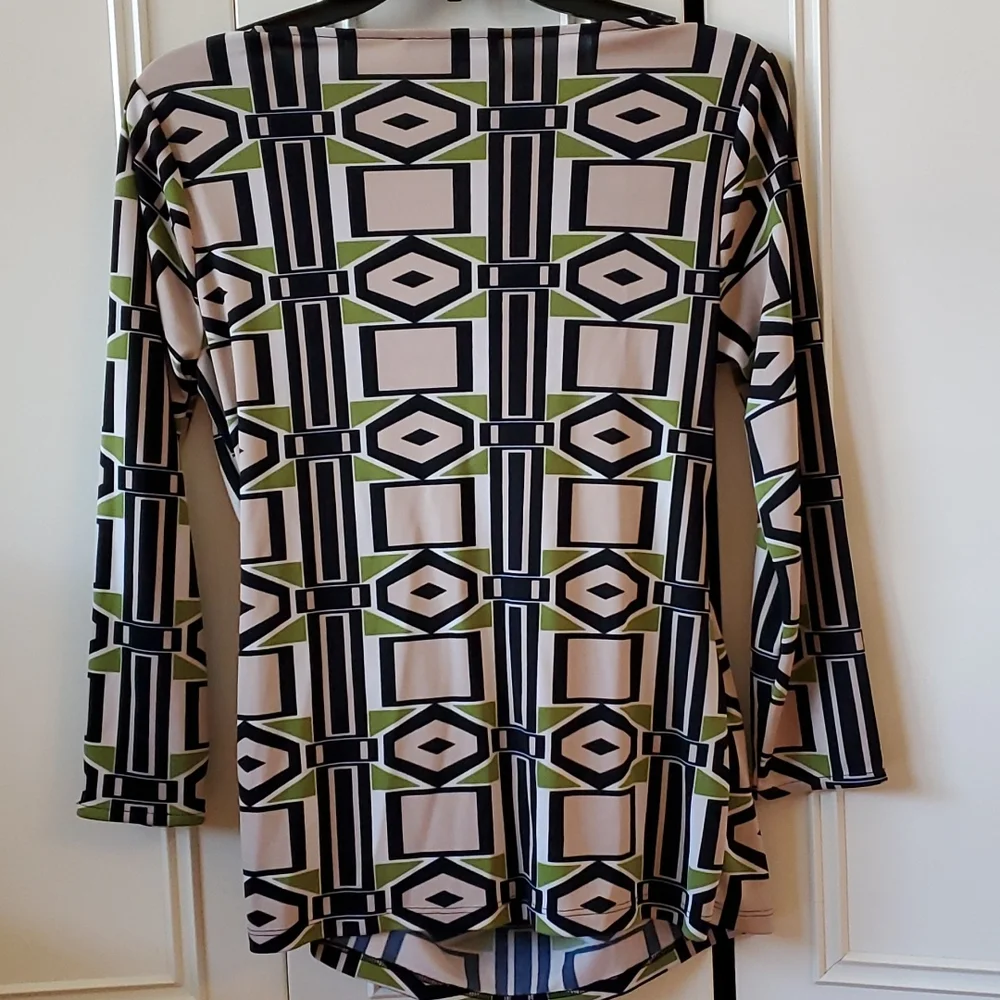 Colorful blouse - Picture 2 of 3